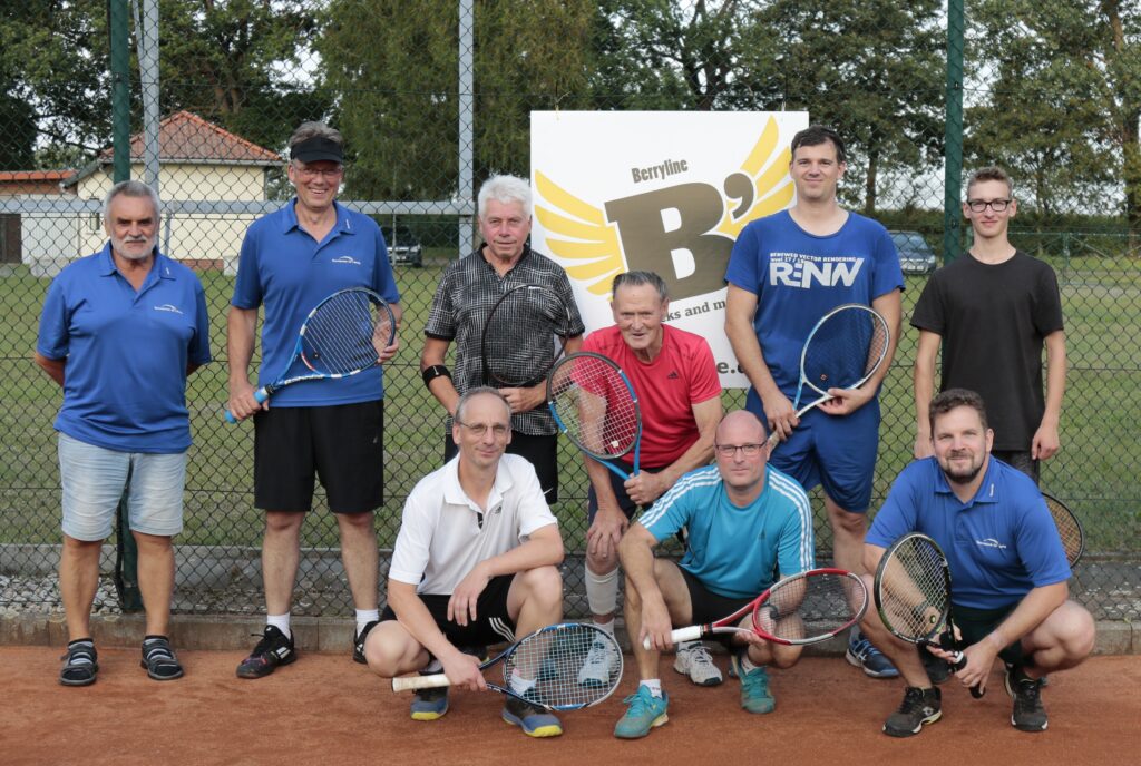 Die Teilnehmer des Doppelturniers um die Dreiheide Open 2020